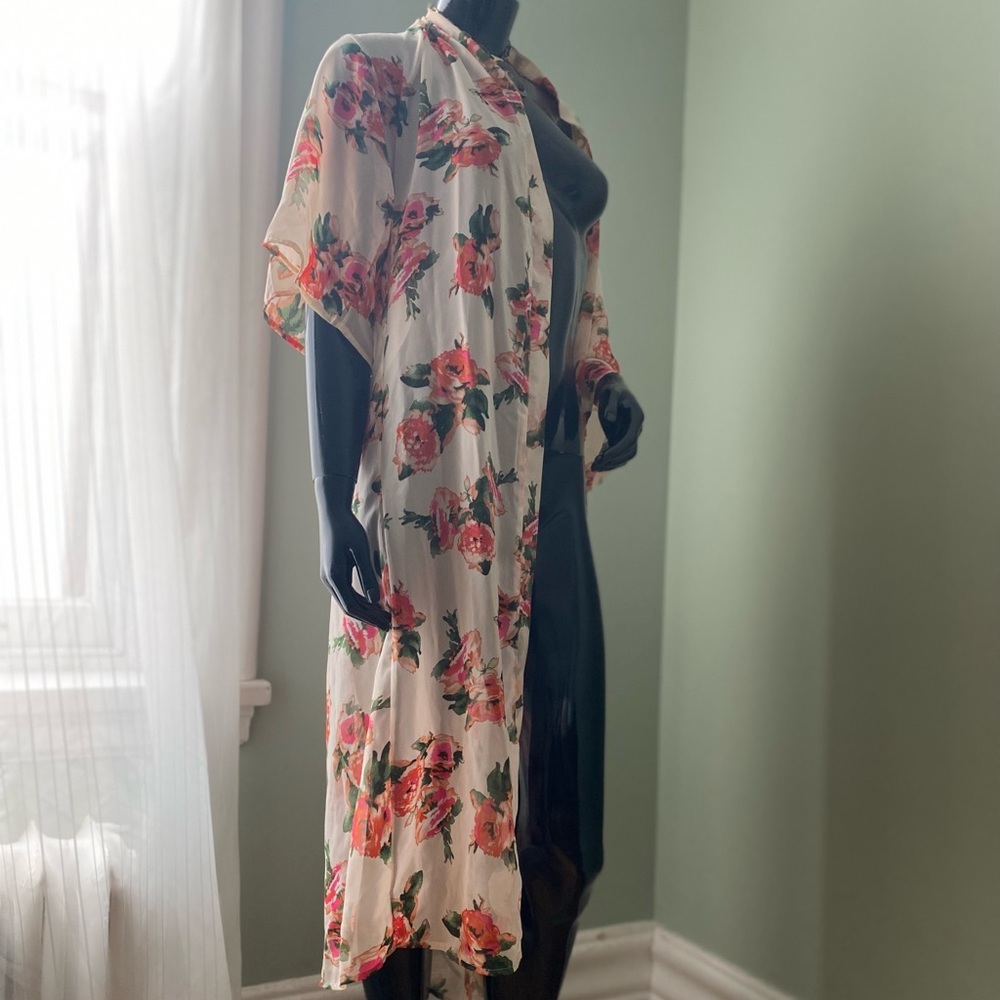 🌸Floral Kimono 👘🌺